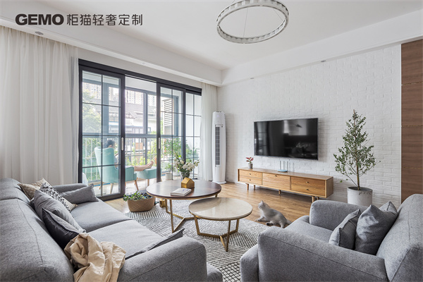 加盟輕奢定制能不能賺到錢(qián)？如何選品牌？選對(duì)品牌是關(guān)鍵