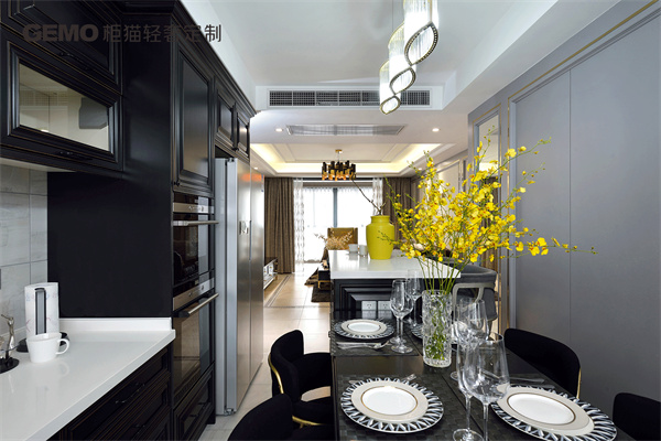 加盟輕奢定制家居需要滿足哪些條件？